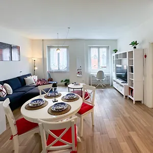 https://20-passi-dal-naviglio-grande-porta-genova-wi-fi-netflix.italymilanhotels.net